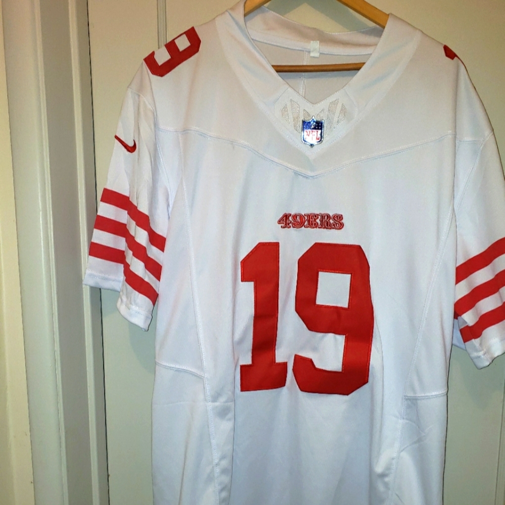 Men's jersey, #19 Deboo Samuel of the 49ers.
